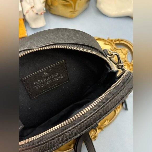 🆕 VIVIENNE WESTWOOD 🧿 NWOT Ruby Round Crossbody Bag, Black Jacquard - AUTH - Picture 10 of 16